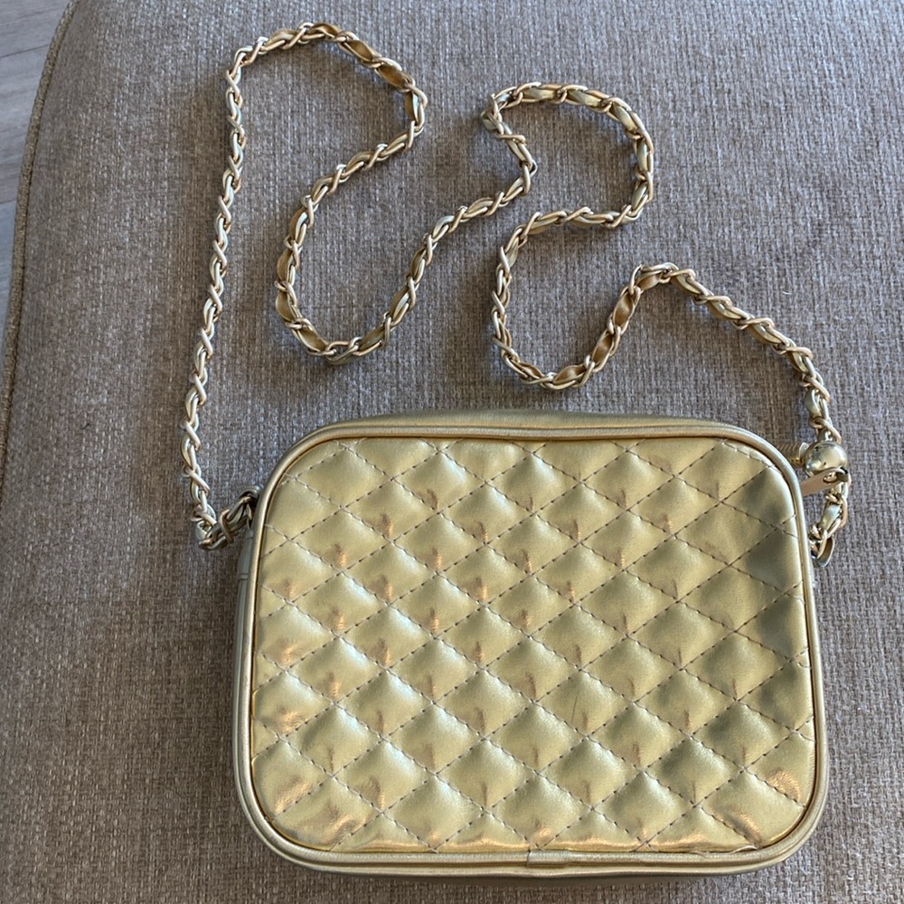 CHATEAU vintage gold quilted vegan-leather chain strap cross-body purse bag